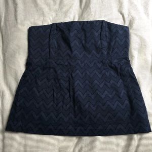 Vineyard Vines navy strapless top